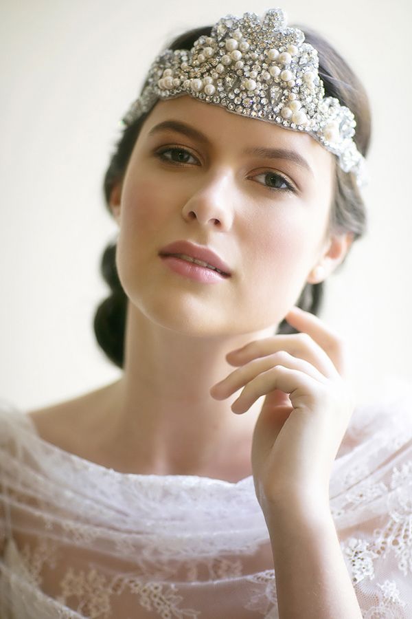 Жемчужная диадема - украшение на голову для невесты