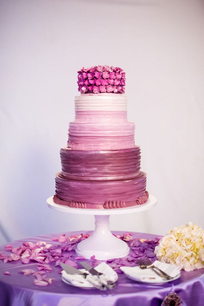 Свадебный торт в цвете омбре