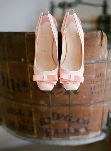 Туфли невесты с квадратным носом