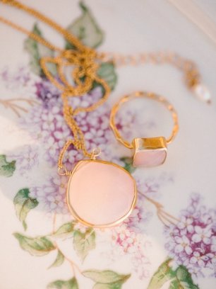 Лаконичное украшение