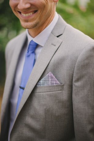 Платок жениха в цвет костюма