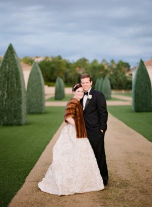 Фотосессия молодоженов в парке