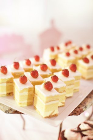 Пирожные для сладкого стола