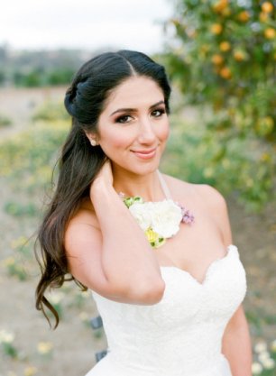 Простая прическа невесты