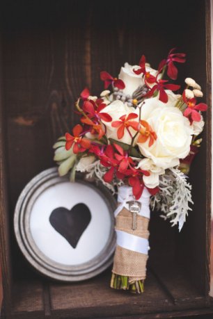 Букет невесты с мешковиной