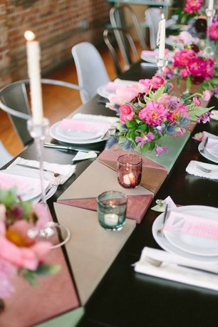 Оформление деревянного стола