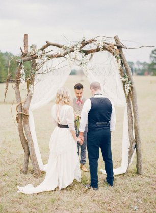 Место бракосочетания на природе