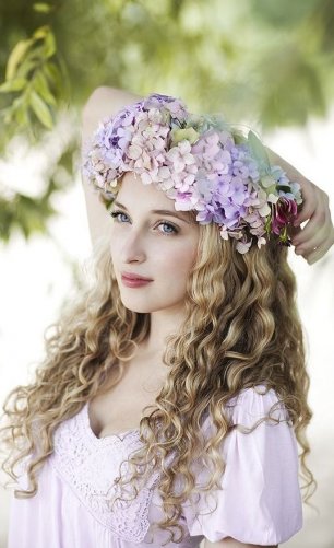 Венок из сирени для невесты