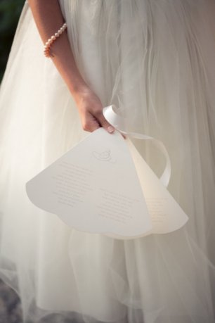 Веер - аксессуар невесты