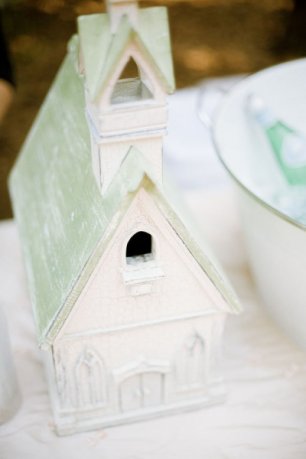 Забавный декор на свадебном столе