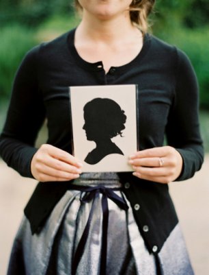 Приглашение с силуэтом невесты