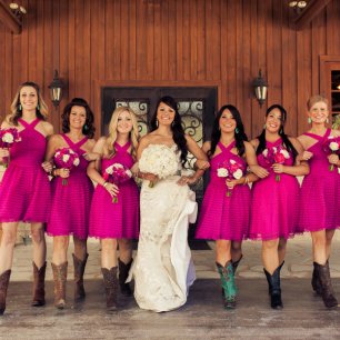 Подружки невесты и букеты