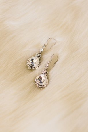 Серьги невесты на меху