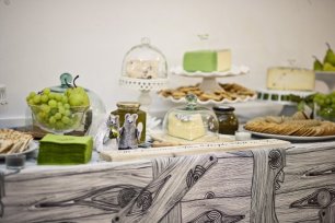 Сырный стол на свадьбе