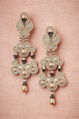 Серьги-люстры - украшение невесты