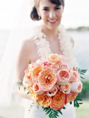 Букет невесты из пионов