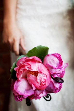 Букет невесты из пионов