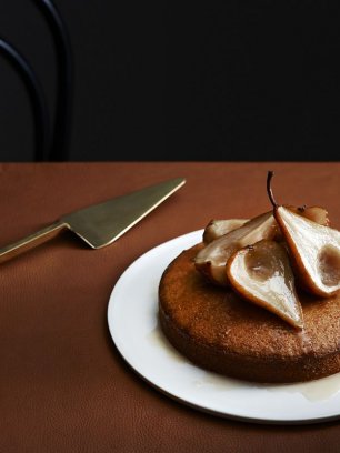 Свадебный пирог с грушами