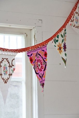 Флажки в декоре