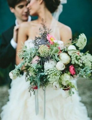Нестандартный букет невесты