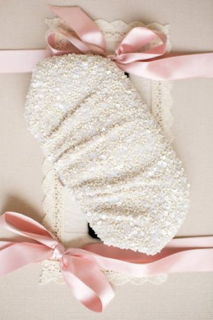 Клатч невесты с пайетками