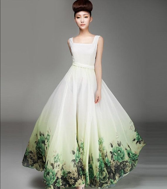 Платье невесты с растительным принтом на юбке