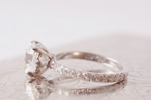 Обручальное кольцо