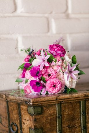 Букет невесты с лилиями