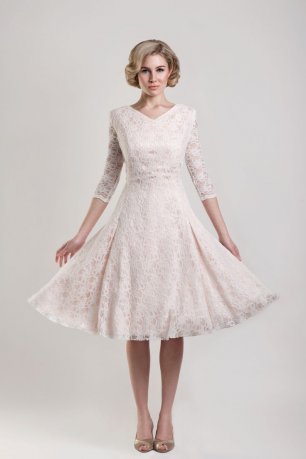 Платье невесты из кружева