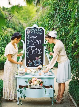 Чайный столик на свадьбе