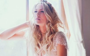 Нежный естественный макияж невесты