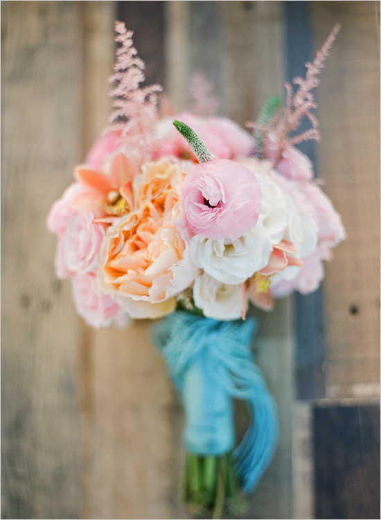 Букет невесты, Букет невесты в персиковом цвете