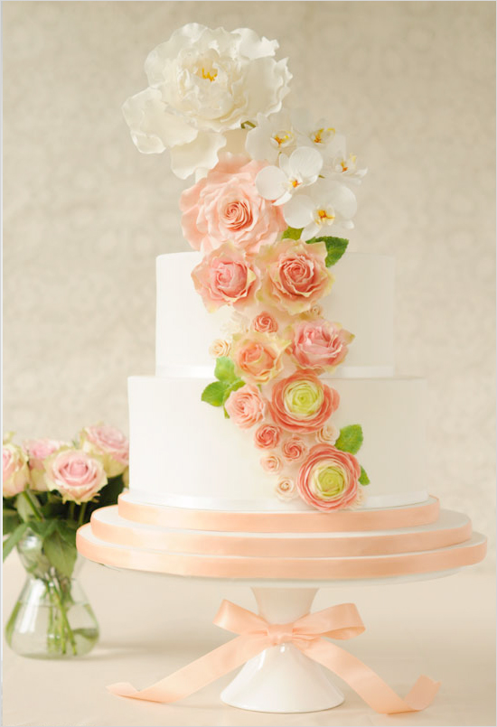 Свадебный торт, Торт на свадьбе, Нежный свадебный торт, Свадебный торт в персиковом цвете