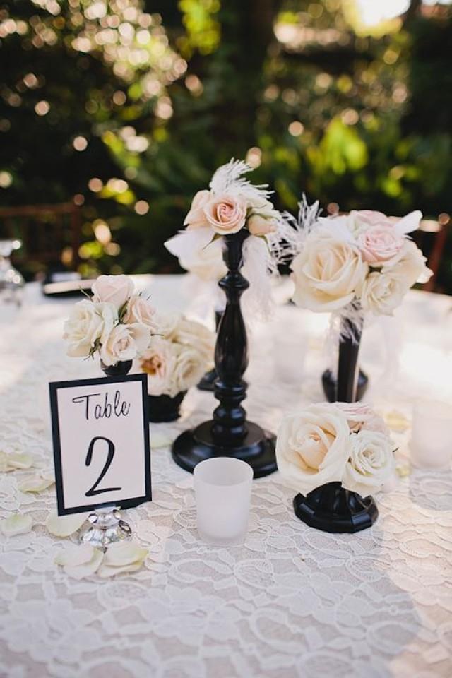Номер стола в оформлении свадебного стола