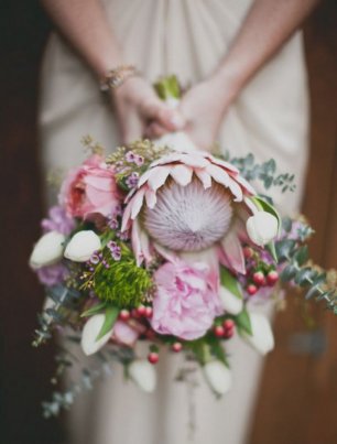 Необычный букет невесты
