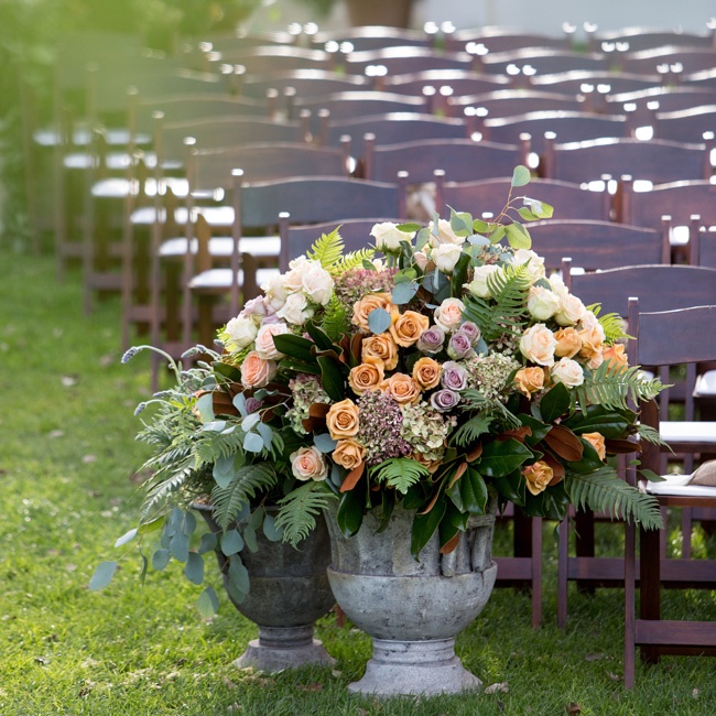 Цветы на свадебной церемонии, Место бракосочетания