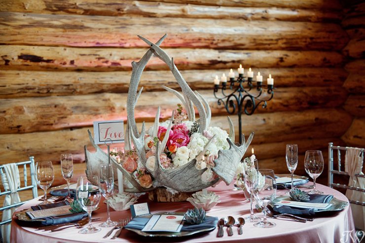 Лосиные и оленьи рога - тренд 2015 в оформлении свадебного стола