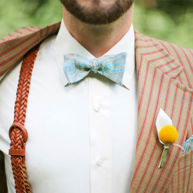 костюм жениха в полоску