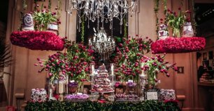 Цветочный декор в воздухе