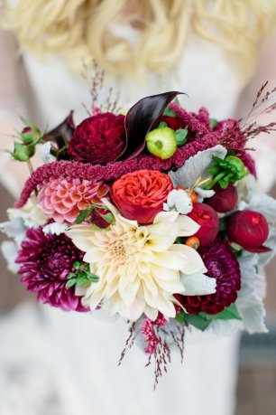 Букет невесты с астрами