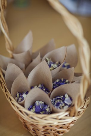 Кулечки с лепестками