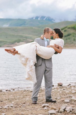 Фотосессия на берегу озера