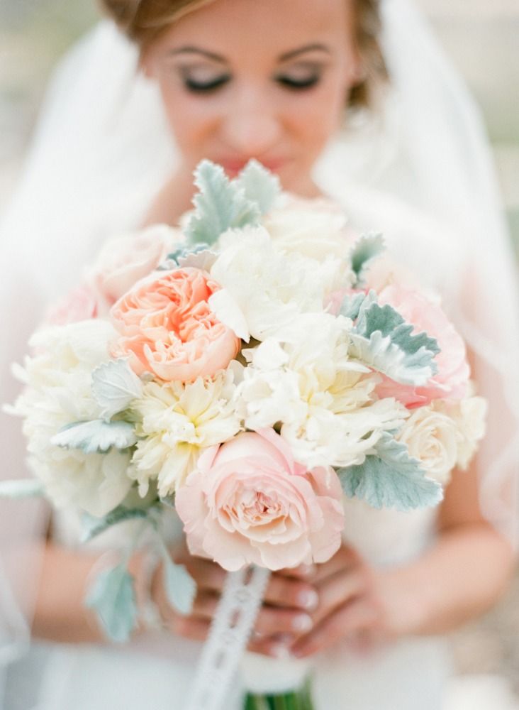 Букет невесты в нежных цветах