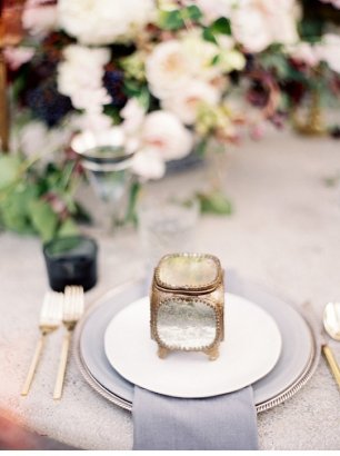 Оформление свадебного стола