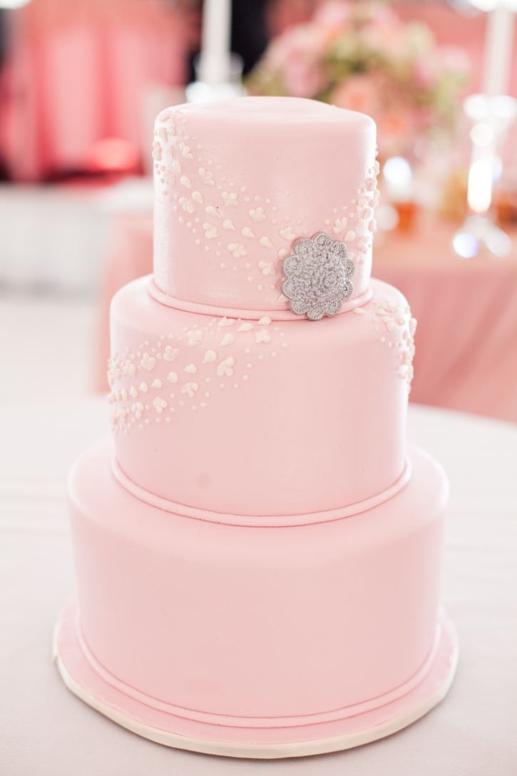 Свадебный торт в розовом цвете: идеи и вдохновение