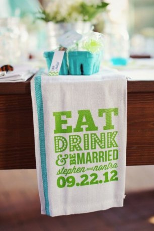 Оформление свадебного стола