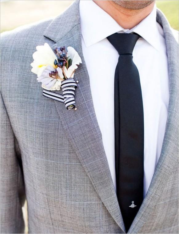 Образ жениха: бутоньерка, галстук - фото