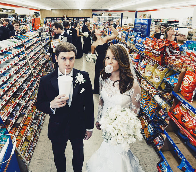 Свадебная фотосессия в магазине