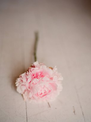 Один цветок как альтернатива букету невесты