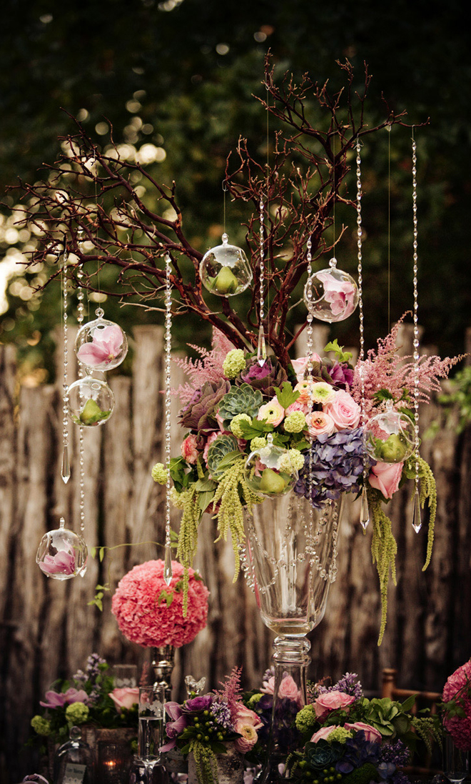 Волшебство в декоре:бутоны цветов в прозрачных шарах